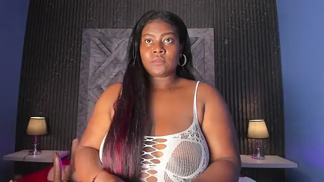 EmaRhodes online show from November 10, 7:57 pm