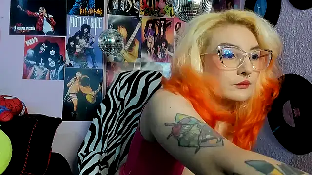 Avril Maria online show from February 18, 5:53 pm