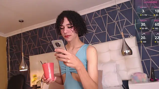 lexiiBoling online show from September 29, 3:33 am