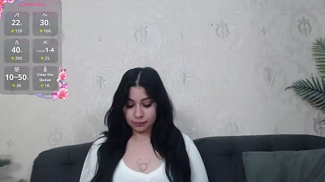 AnaysDivine online show from September 26, 3:43 am