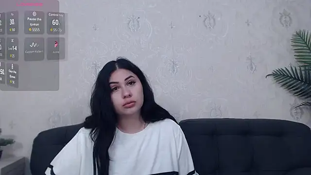 AnaysDivine online show from October 9, 3:04 am