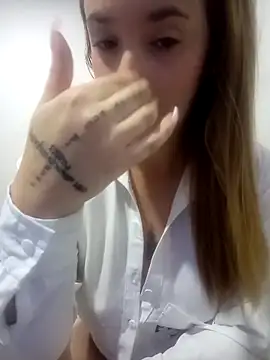 Alahia99 online show from October 7, 1:03 am