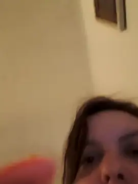 Snapshot of renata111111 chatting on October 28, 5:37 pm renata111111 online show from October 28, 5:37 pm