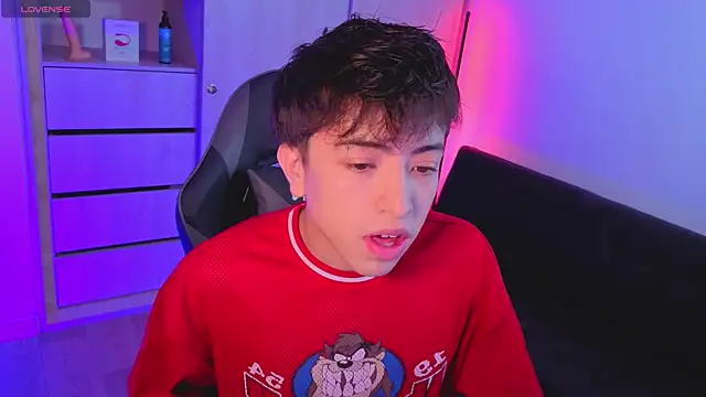 onlinenico online show from October 6, 8:06 pm