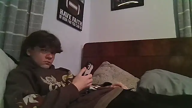 Snapshot of sexybigdick04 chatting on January 7, 2:25 am sexybigdick04 online show from January 7, 2:25 am