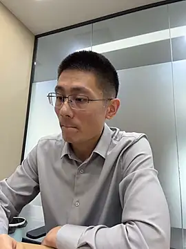 miniyellower online show from November 6, 6:47 am