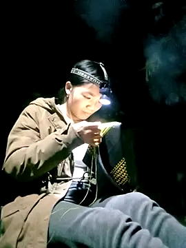 ngan-cute online show from November 24, 1:44 pm