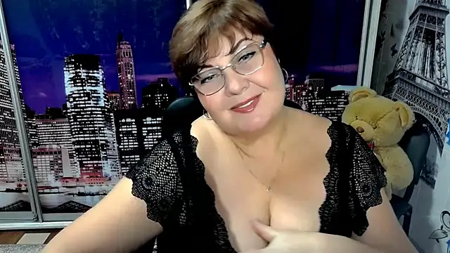 Bela Lana  online show from December 3, 6:28 pm