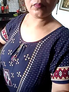 Snapshot of angel_ridhi chatting on May 23, 3:34 am angel ridhi online show from May 23, 3:34 am