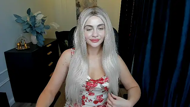 LeslieMineg online show from November 6, 7:48 pm