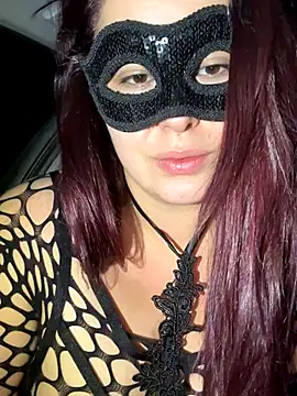 Snapshot of Saphyra_Secret chatting on November 7, 2:22 am Saphyra Secret online show from November 7, 2:22 am