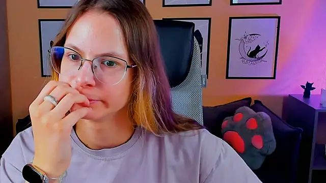 Carrie Rose online show from October 9, 4:10 am