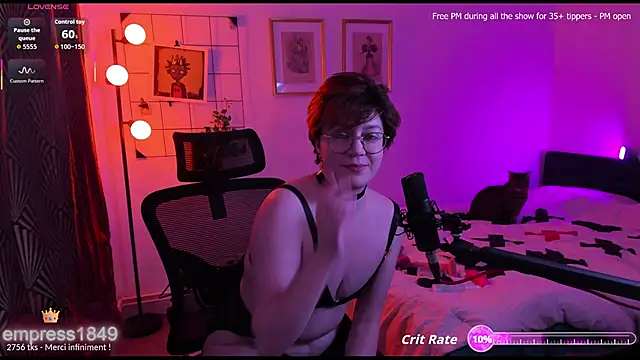 MossPrince online show from November 22, 6:29 pm