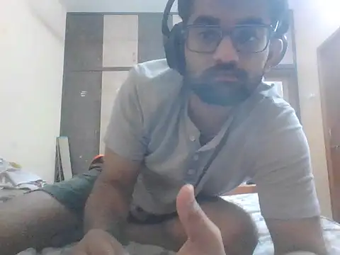 Snapshot of GOJO_1 chatting on September 14, 5:23 pm GOJO 1 online show from September 14, 5:23 pm
