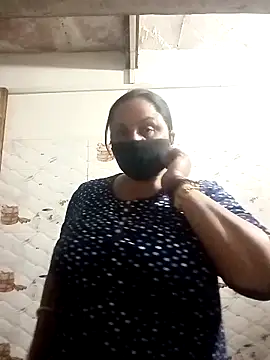 Rakhi sawant143 online show from December 1, 2:44 pm