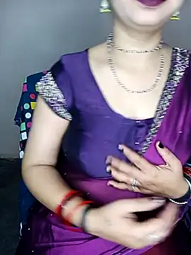 Snapshot of Oh_011 chatting on January 7, 3:03 pm Oh 011 online show from January 7, 3:03 pm