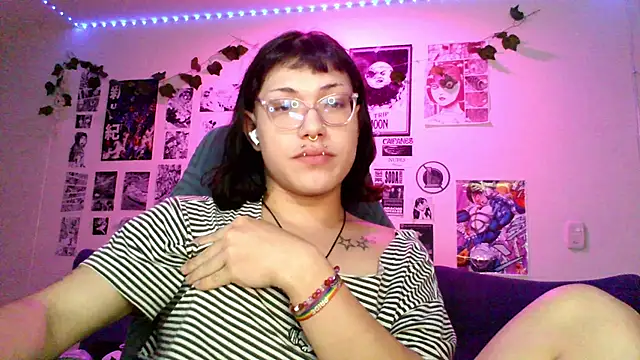 christina vamp1 online show from September 13, 8:19 pm