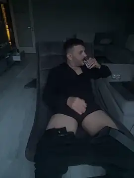 denizdeniz28 online show from April 16, 4:52 pm