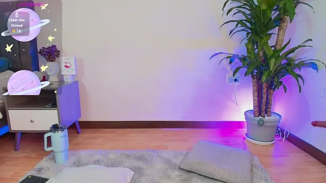 samucamx  online show from November 14, 7:01 pm