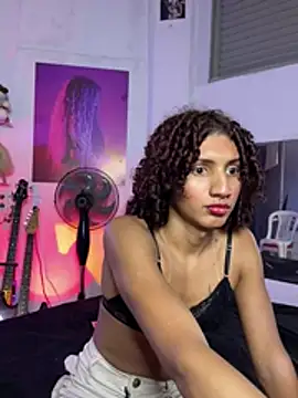 Snapshot of Jade_Munich chatting on July 3, 11:33 pm Jade Munich online show from July 3, 11:33 pm