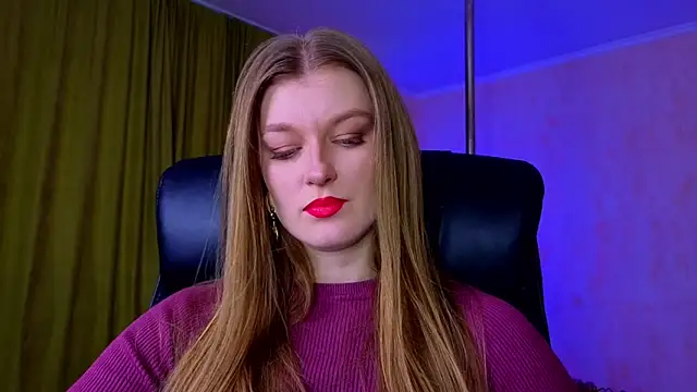 Snapshot of MysticVenus_ chatting on February 21, 3:13 pm MysticVenus online show from February 21, 3:13 pm