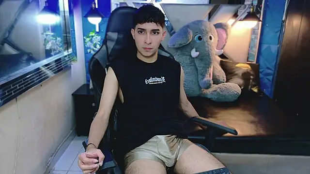 Snapshot of Kygo_Williams chatting on December 16, 1:49 pm Kygo Williams online show from December 16, 1:49 pm