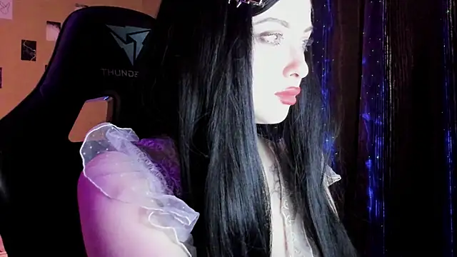 Snapshot of velunnight chatting on September 22, 5:26 pm velunnight online show from September 22, 5:26 pm