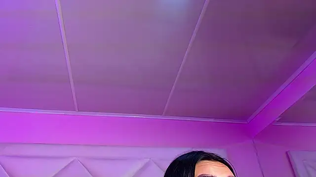 Miaa Smithh   online show from November 20, 11:54 am