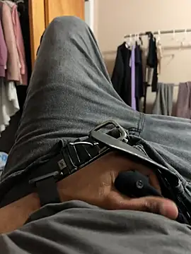 Jariushot3 online show from April 18, 12:14 am