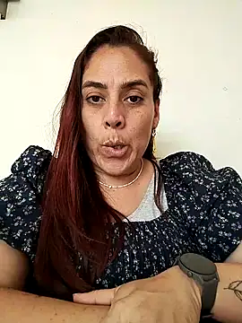 Snapshot of denissebombon chatting on February 17, 9:43 pm denissebombon online show from February 17, 9:43 pm