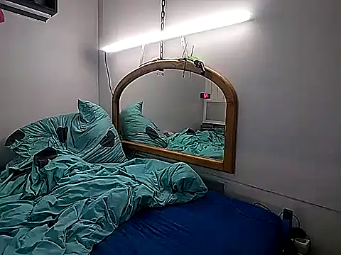  Pipi  online show from March 28, 9:47 pm