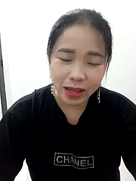 Snapshot of sumy-00 chatting on March 8, 5:22 am sumy-00 online show from March 8, 5:22 am