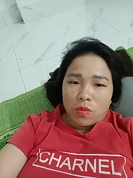 Snapshot of sumy-00 chatting on May 22, 3:39 pm sumy-00 online show from May 22, 3:39 pm