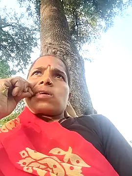 Snapshot of Hot-honi chatting on November 21, 10:47 am Hot-honi online show from November 21, 10:47 am