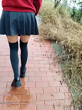 shaoshao-7758 online show from October 17, 12:36 am