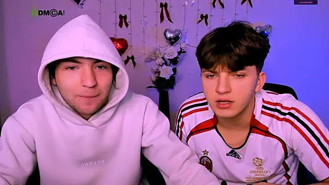 travis wolf  online show from March 13, 9:05 am