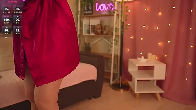 Snapshot of Ruminelle chatting on January 17, 12:10 pm Ruminelle online show from January 17, 12:10 pm