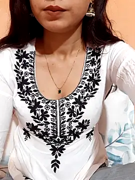 siya rani67 online show from April 1, 1:12 pm