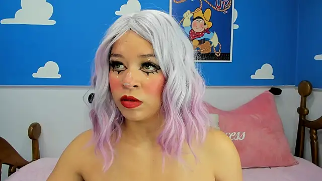 Snapshot of miss__evolet chatting on October 28, 11:03 am miss evolet online show from October 28, 11:03 am