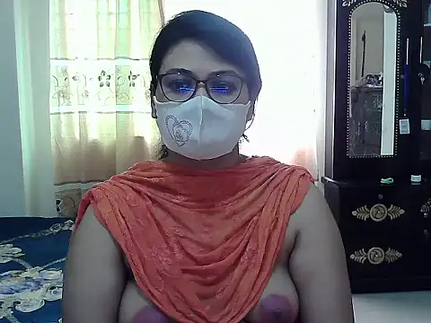 Snapshot of Elena_cruz5 chatting on October 9, 1:25 am Elena cruz5 online show from October 9, 1:25 am