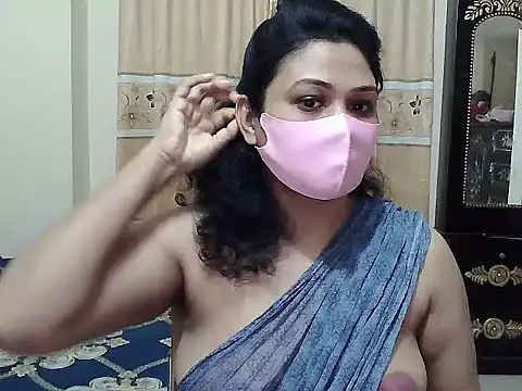 Snapshot of Elena_cruz5 chatting on October 13, 5:13 pm Elena cruz5 online show from October 13, 5:13 pm