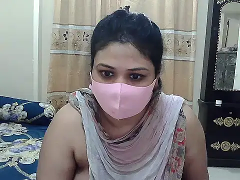 Snapshot of Elena_cruz5 chatting on October 15, 1:55 pm Elena cruz5 online show from October 15, 1:55 pm