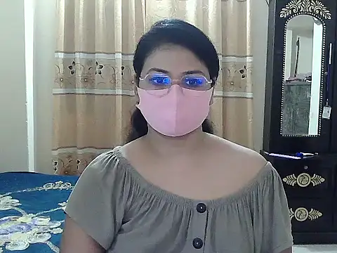 Snapshot of Elena_cruz5 chatting on October 16, 4:08 pm Elena cruz5 online show from October 16, 4:08 pm