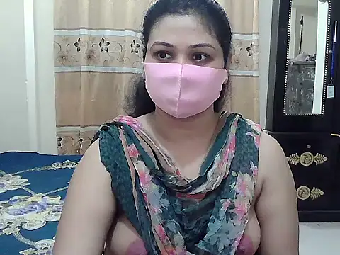 Snapshot of Elena_cruz5 chatting on October 19, 3:23 pm Elena cruz5 online show from October 19, 3:23 pm