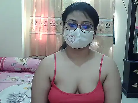 Snapshot of Elena_cruz5 chatting on November 8, 1:06 am Elena cruz5 online show from November 8, 1:06 am