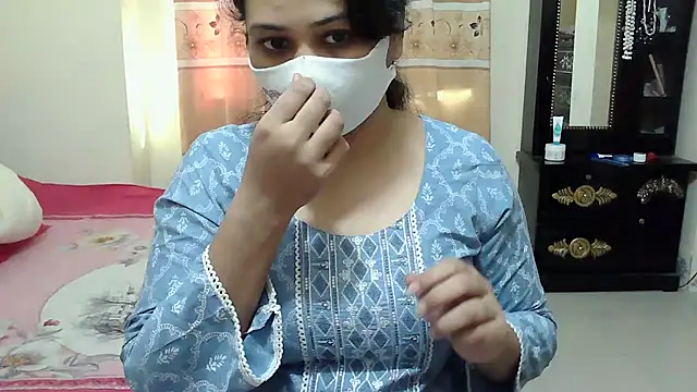 Snapshot of Elena_cruz5 chatting on November 20, 5:07 am Elena cruz5 online show from November 20, 5:07 am