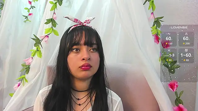 naomy bss online show from September 25, 2:32 pm