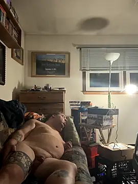 Stephanie1984 online show from November 12, 5:08 am