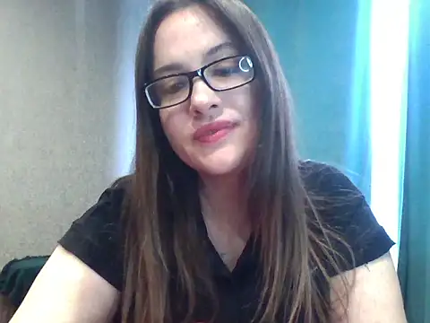 Snapshot of karina160000 chatting on December 14, 6:08 am karina160000 online show from December 14, 6:08 am