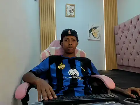 Jax Maliq online show from October 10, 1:37 am